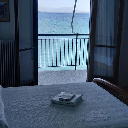 Ekie With Sea View Kalamata