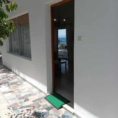 Ekie With Sea View *