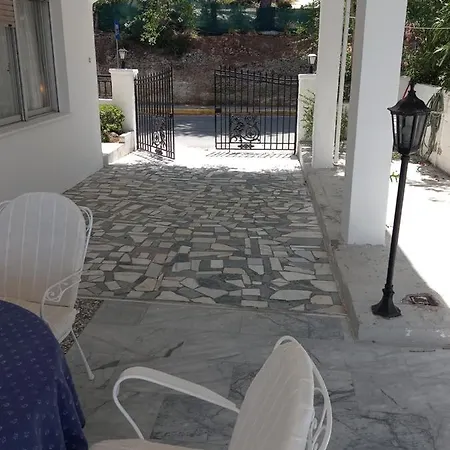 Ekie With Sea View بيت للعطل كالاماتا