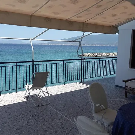 Ekie With Sea View بيت للعطل *
