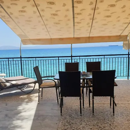Ekie With Sea View Ferienhaus *