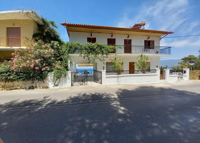 Ekie With Sea View * كالاماتا