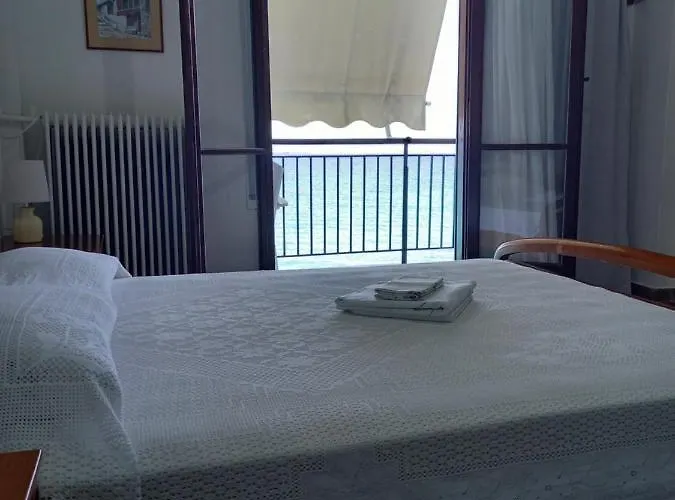 Ekie With Sea View كالاماتا